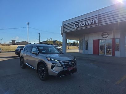 New 2026 Nissan Rogue Platinum