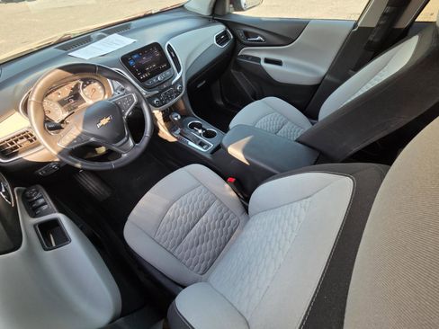 Used 2019 Chevrolet Equinox LT image 8