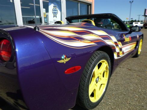 Used 1998 Chevrolet Corvette Convertible w/ Memory Pkg RWD image 5