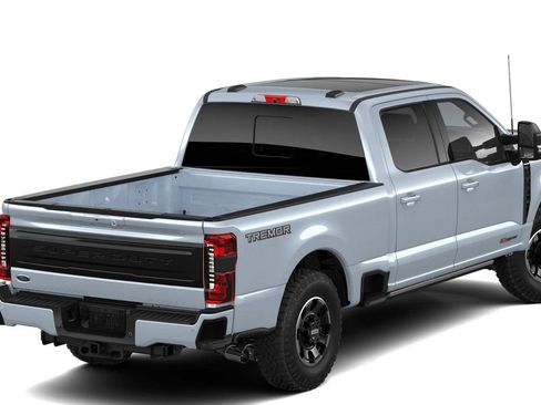 New 2026 Ford F250 Platinum AWD/4WD image 3