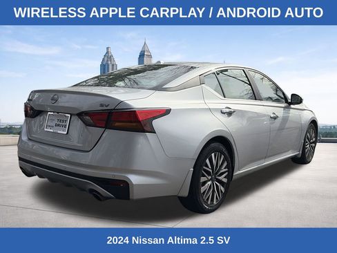 Used 2024 Nissan Altima 2.5 SV w/ SV Premium Package image 5