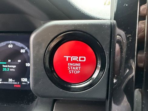 Used 2024 Toyota Tacoma TRD Off-Road AWD/4WD image 40