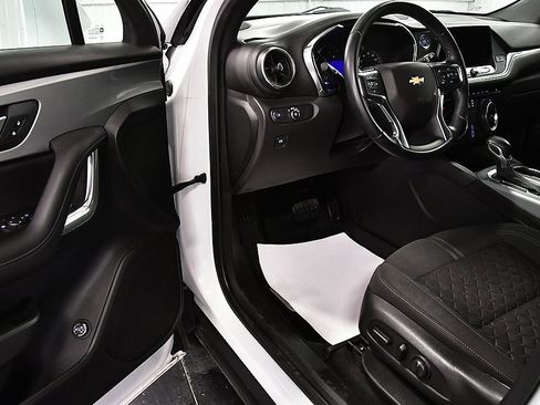 Used 2020 Chevrolet Blazer LT image 14