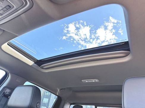 Used 2022 GMC Sierra 1500 Denali AWD/4WD image 19
