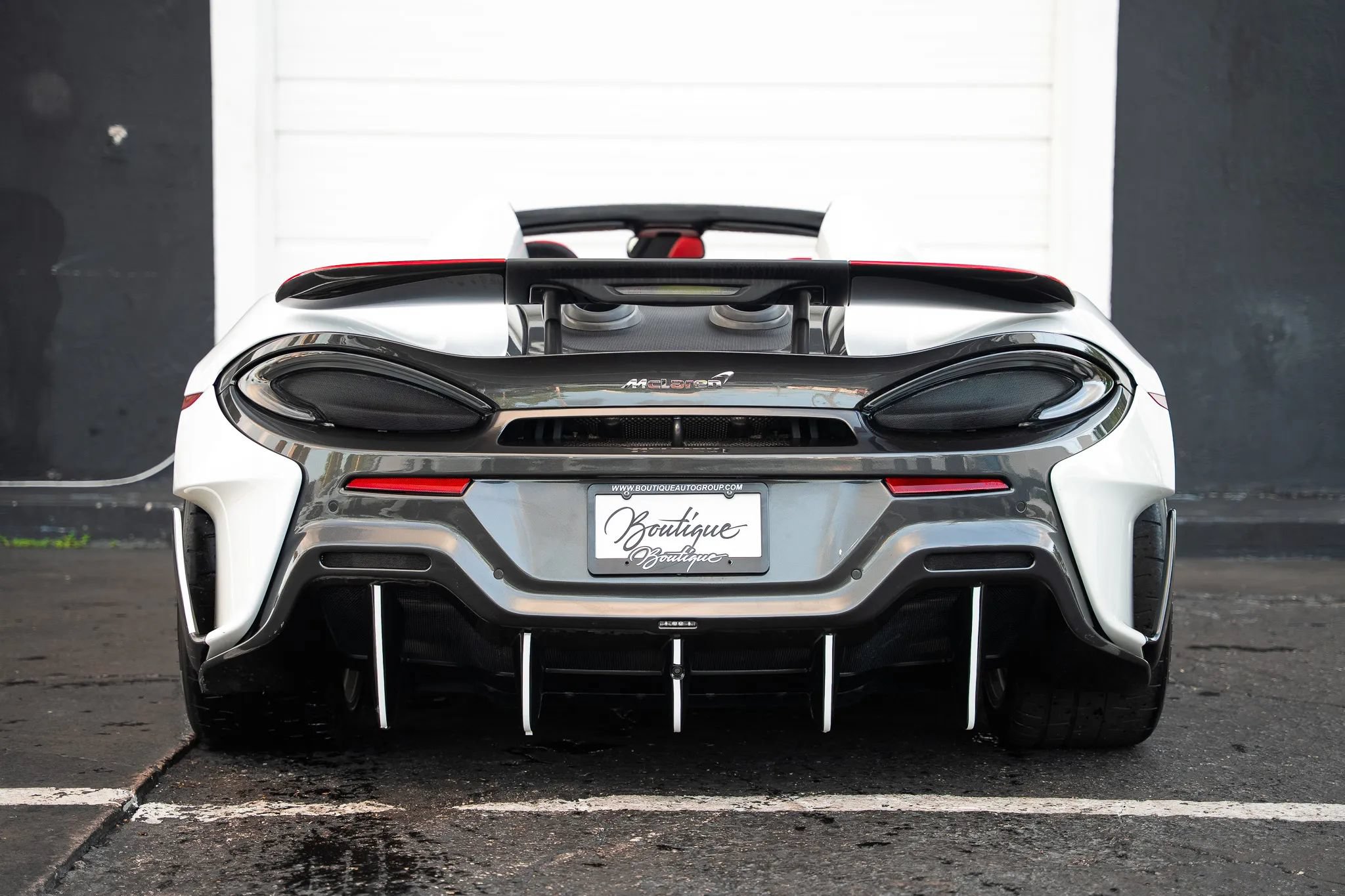 Used 2020 McLaren 600LT Spider RWD image 5