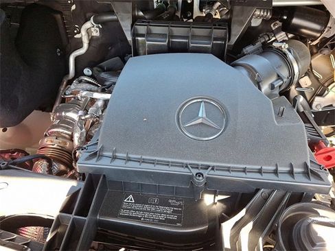 Used 2025 Mercedes-Benz Sprinter 2500 image 27
