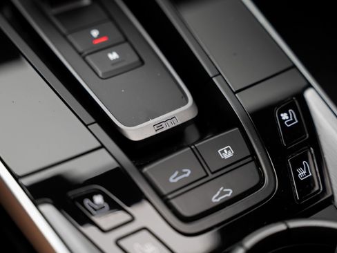 Used 2022 Porsche 911 Turbo S image 55