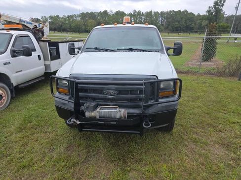 Used 2006 Ford F350 4x4 Regular Cab Super Duty image 6