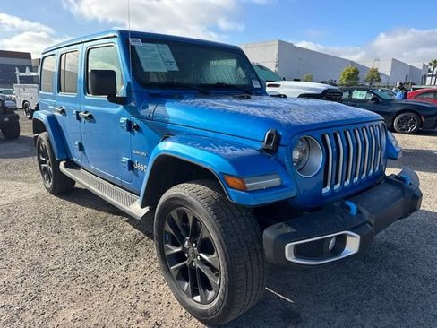 Used 2022 Jeep Wrangler Unlimited Sahara AWD/4WD image 3