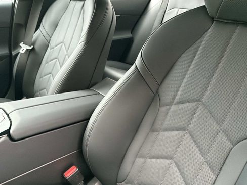 Certified 2026 BMW 530i RWD image 20