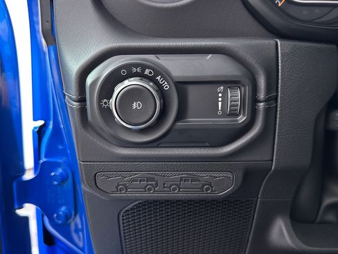 New 2025 Jeep Wrangler Sahara image 39