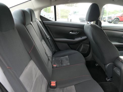 Used 2024 Nissan Sentra SR FWD image 25