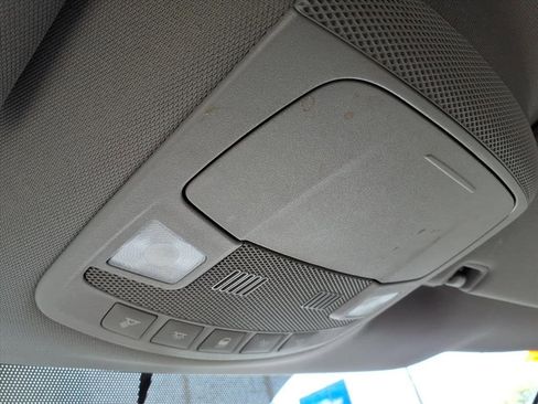 Used 2015 Ford F150 XLT image 20