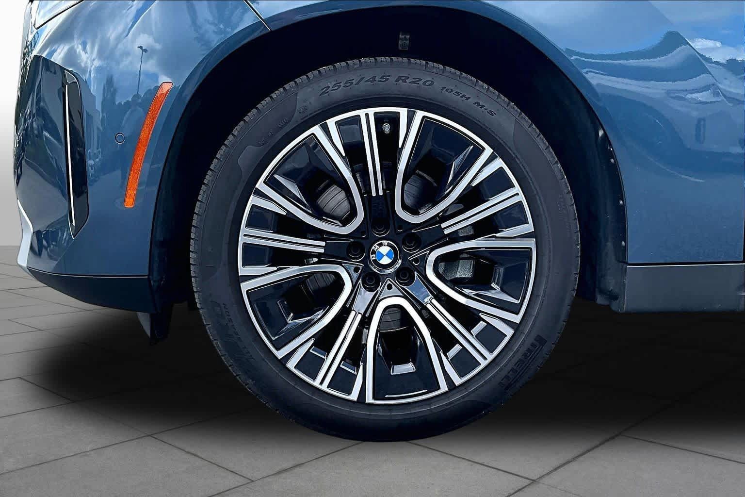 Used 2025 BMW X3 xDrive30i AWD/4WD image 11