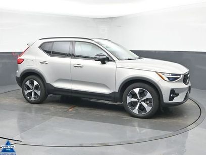 Used 2023 Volvo XC40 B5 Plus w/ Driver Assist Package