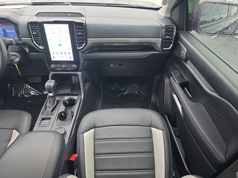 Used 2024 Ford Ranger XLT w/ Trailer Tow Package image 13