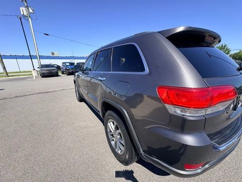 Used 2016 Jeep Grand Cherokee Limited RWD image 3