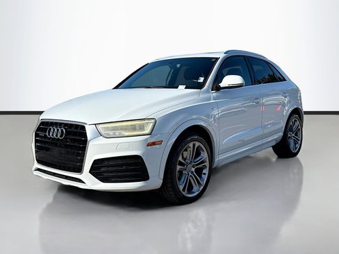 Used 2016 Audi Q3 2.0T Prestige w/ Prestige Package image 7
