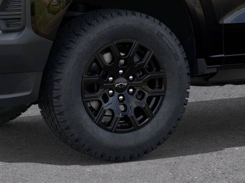 New 2026 Chevrolet Colorado W/T w/ WT Custom Package RWD image 9