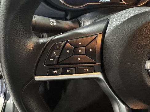 Used 2025 Nissan Versa SV FWD image 6