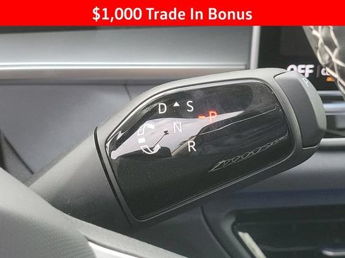 New 2026 Volkswagen Tiguan SE FWD image 16