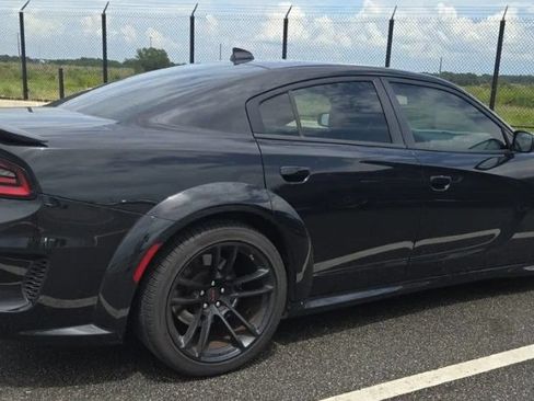 Used 2023 Dodge Charger Scat Pack RWD image 2