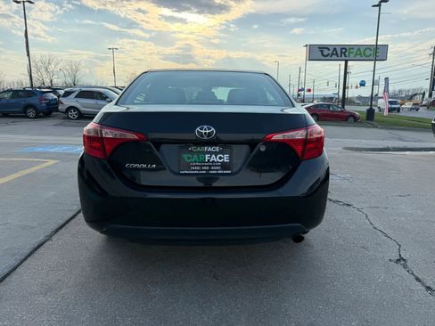 Used 2017 Toyota Corolla L image 11