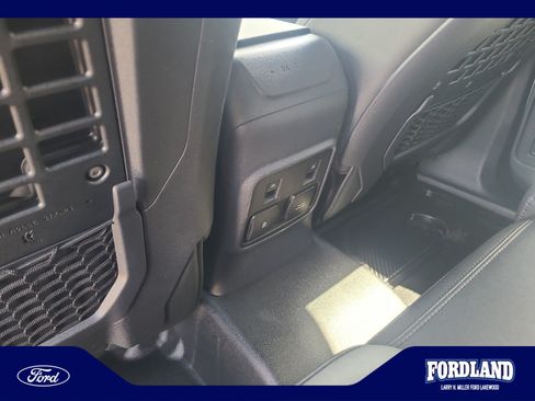 Used 2024 Ford Bronco Black Diamond AWD/4WD image 31