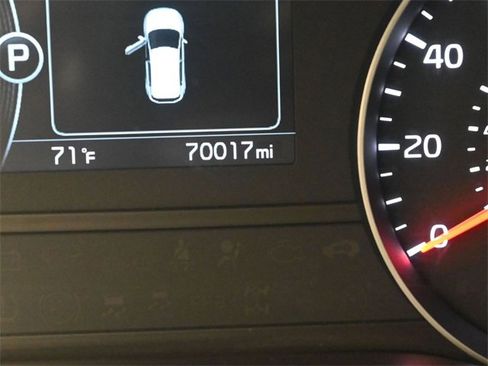 Used 2019 Kia Sportage LX image 17