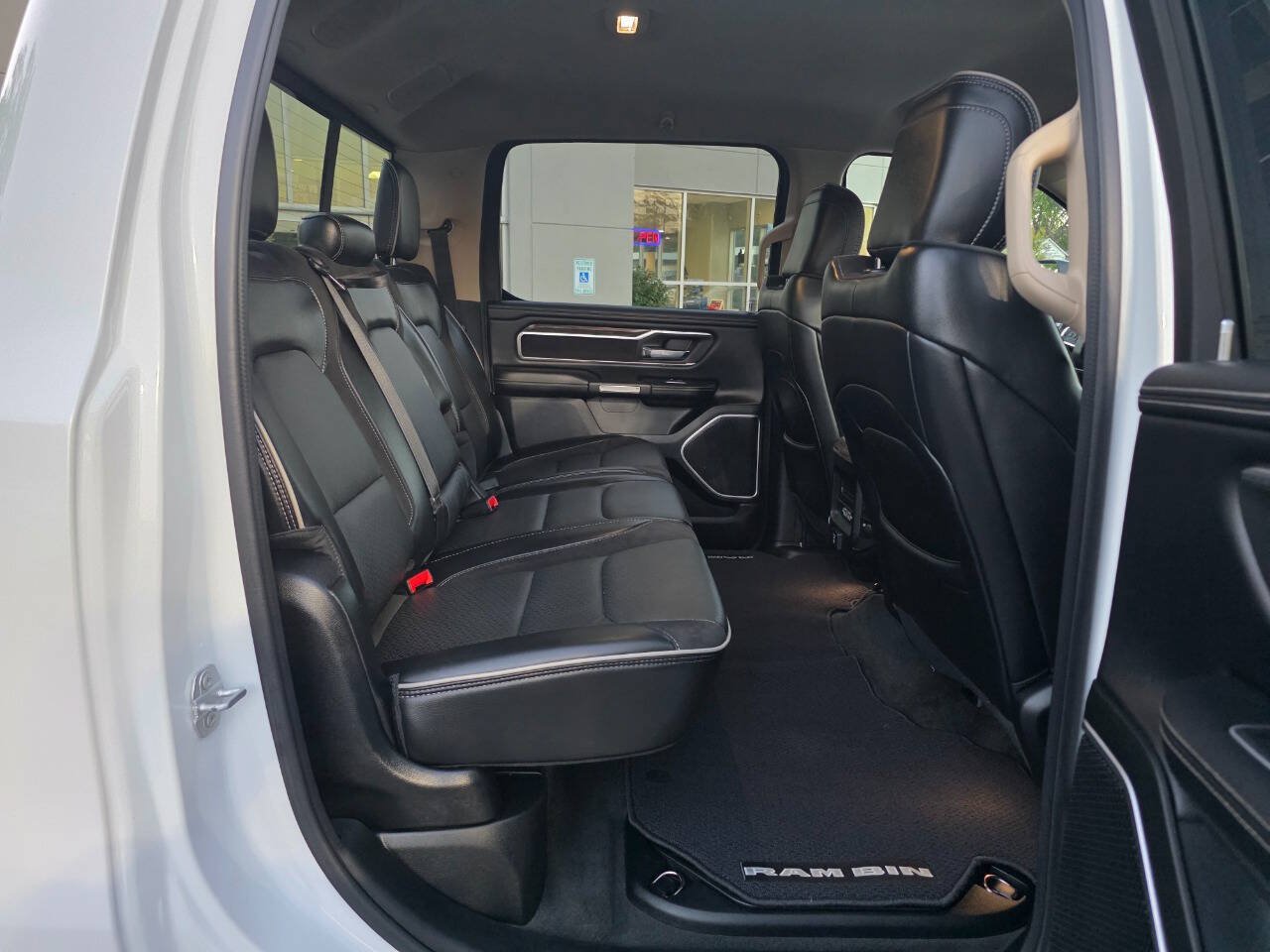 Used 2020 RAM 1500 Laramie AWD/4WD image 12