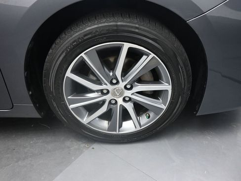 Used 2017 Lexus ES 300h image 20