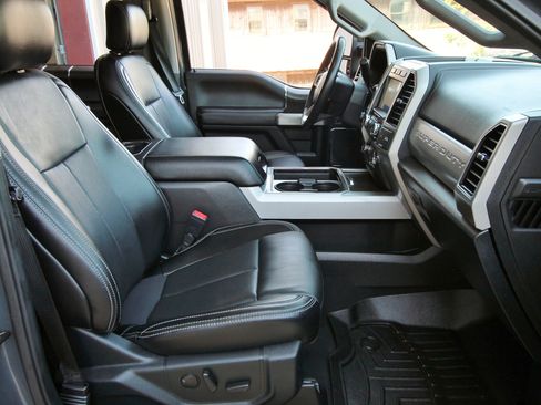 Used 2021 Ford F250 Lariat AWD/4WD image 43