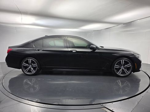 Used 2016 BMW 740i RWD image 3