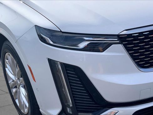 Used 2020 Cadillac XT6 Premium Luxury FWD image 28