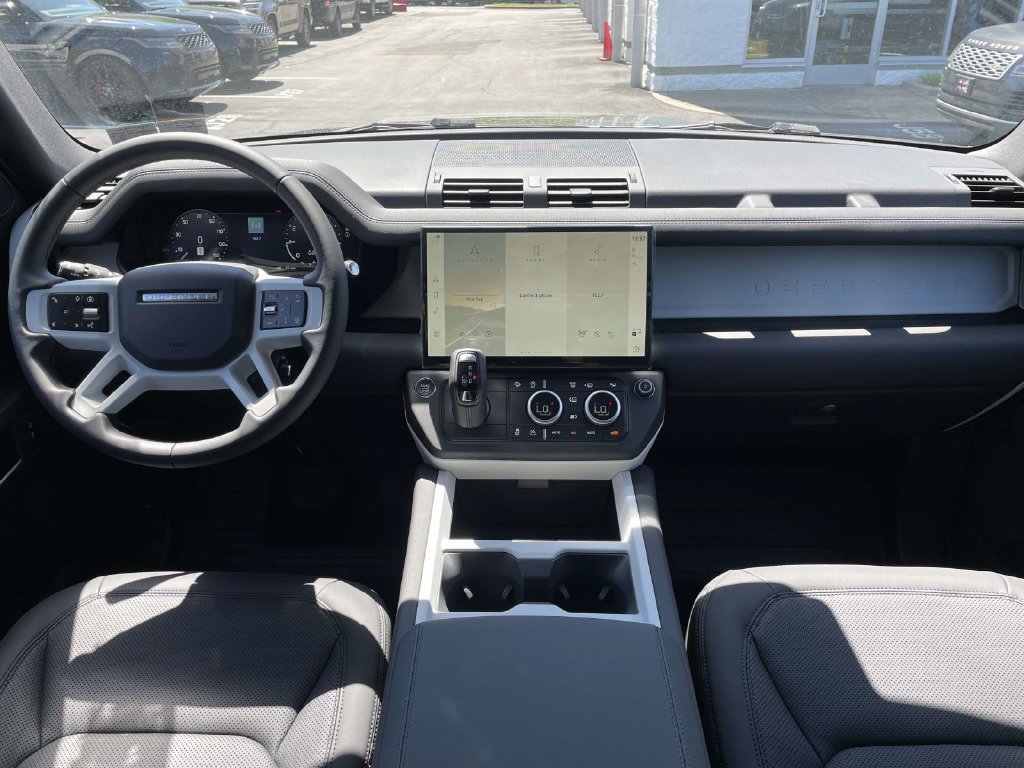 New 2026 Land Rover Defender 110 S AWD/4WD image 22