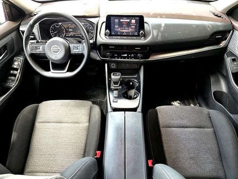 Used 2021 Nissan Rogue SV FWD image 28