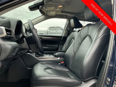 Used 2020 Toyota Highlander Limited image 10