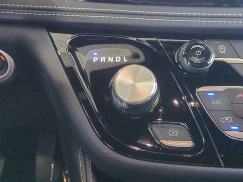 New 2026 Chrysler Pacifica Limited image 20