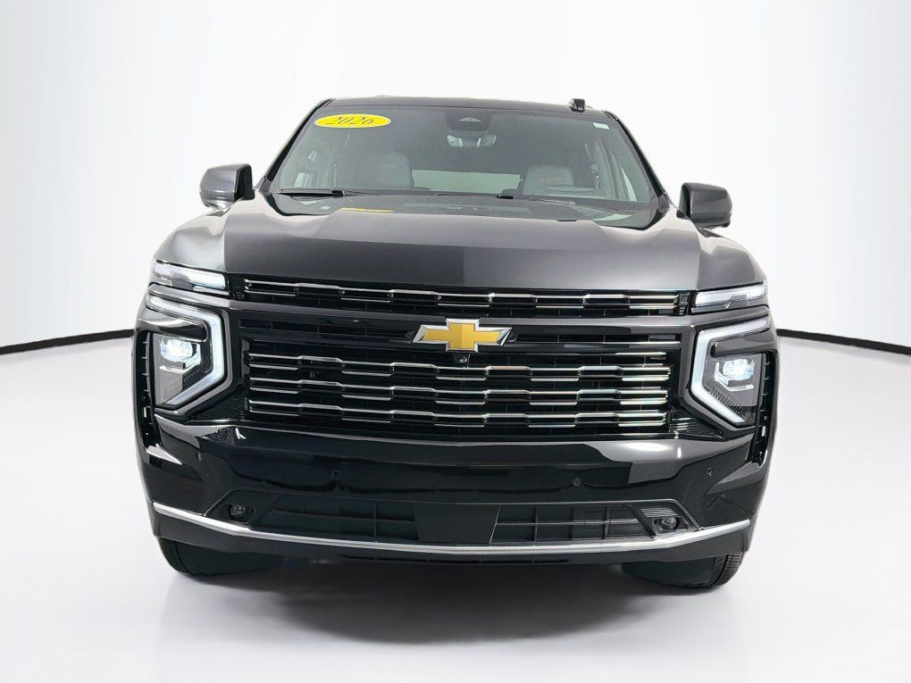 Used 2026 Chevrolet Suburban High Country AWD/4WD image 2