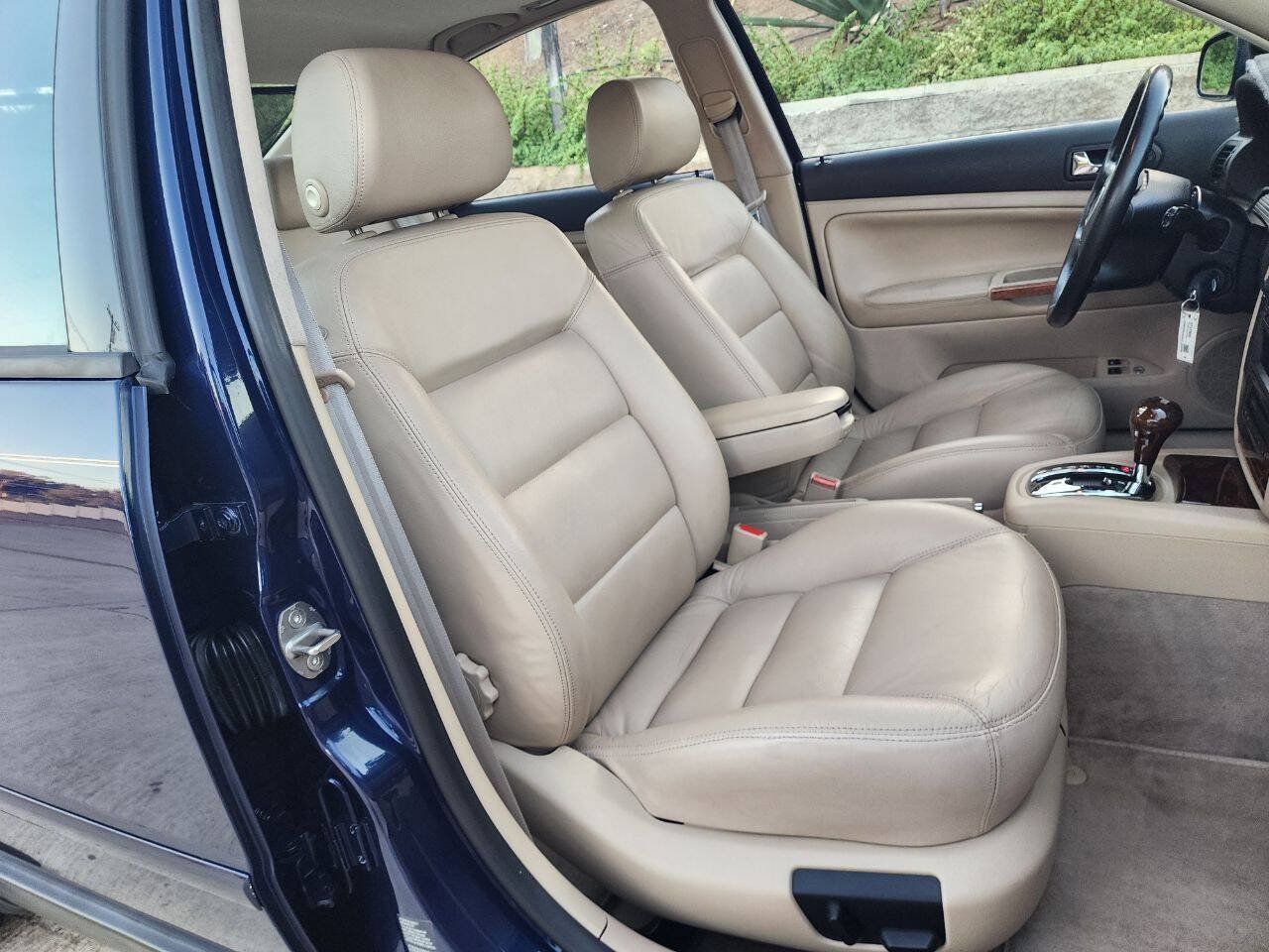 Used 2000 Volkswagen Passat GLX AWD/4WD image 24