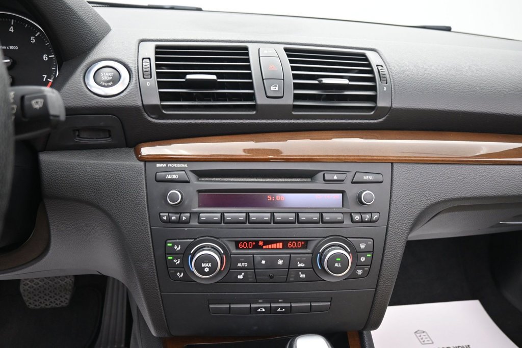Used 2012 BMW 128i Convertible RWD image 18