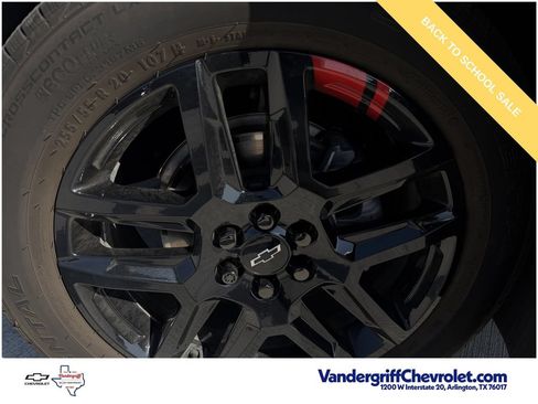 Used 2023 Chevrolet Traverse Premier w/ Redline Edition FWD image 9