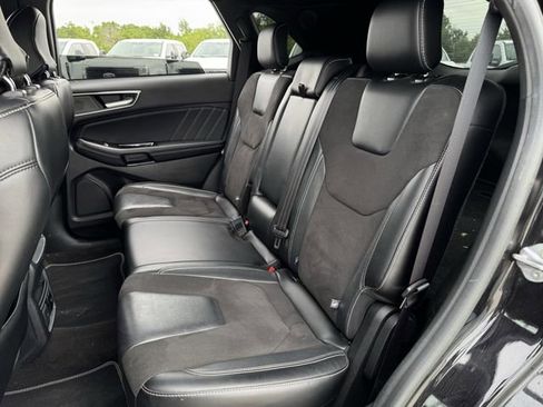 Used 2019 Ford Edge ST w/ Equipment Group 401A AWD/4WD image 26