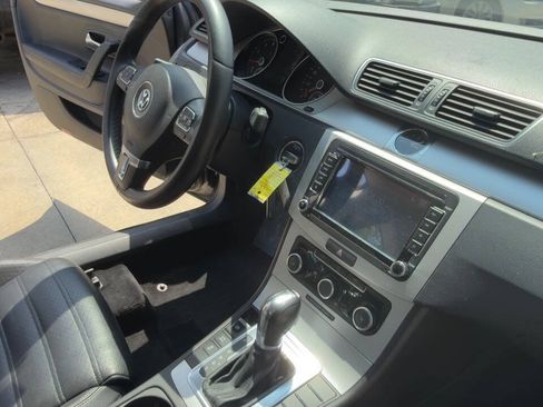 Used 2012 Volkswagen CC Sport FWD image 49