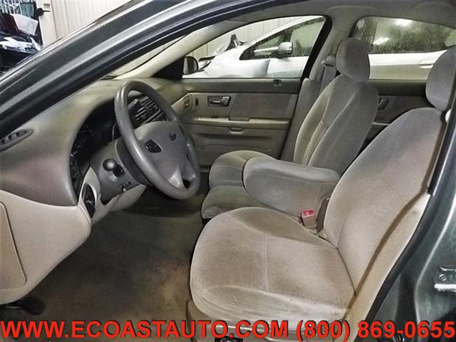 Used 2002 Ford Taurus SES FWD image 8