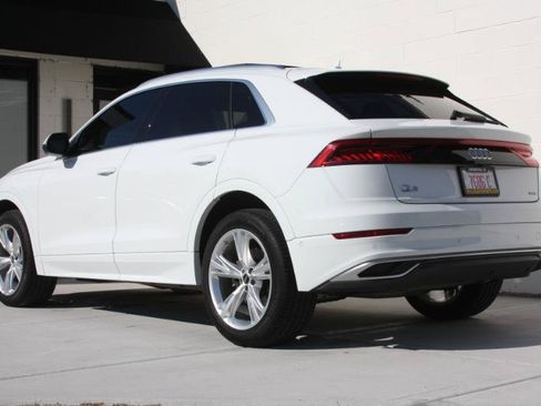 Used 2022 Audi Q8 Premium Plus w/ Premium Plus Package AWD/4WD image 11