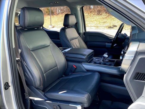 Used 2022 Ford F150 Lariat AWD/4WD image 7