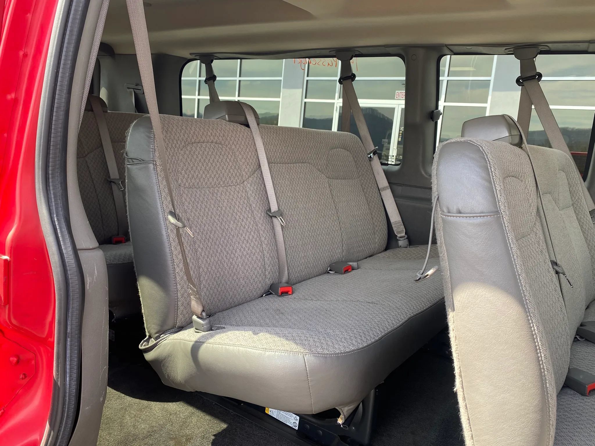 Used 2017 Chevrolet Express 3500 LT w/ LT Preferred Equipment Group RWD image 24