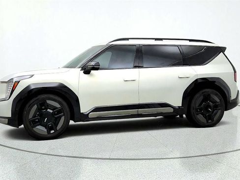 Used 2024 Kia EV9 GT-Line AWD/4WD image 8