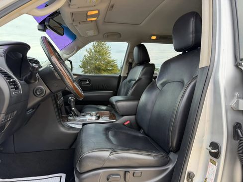 Used 2017 INFINITI QX80 4WD image 9